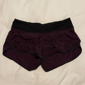 Lululemon Size 8 Speed Up Short